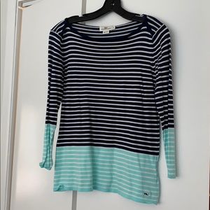 Vineyard vines sweater